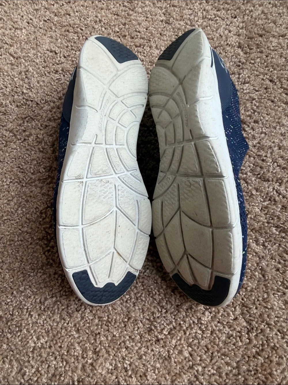 Skechers Navy Slip-On Knit Sneakers with Multicolor Speckle Size 8.5